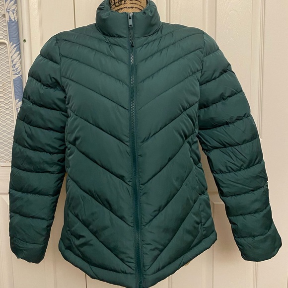 Green Lightweight Puffer Jacket - Picture 3 of 3